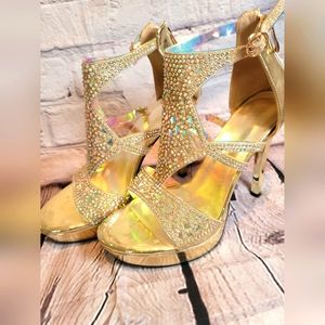 These shoes are my favorite of all of the shoes that i'm selling...